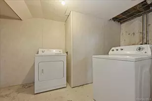 257-07 147th Ave, Rosedale, NY 11422 - Photo 30