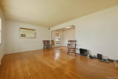 25707 147th Avenue, Rosedale, NY 11422 - Photo 4