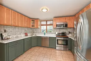 156 Farmedge Rd, Levittown, NY 11756 - Photo 8