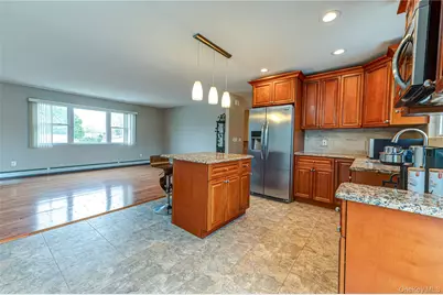 5 Taylor Drive, Farmingdale, NY 11735 - Photo 18
