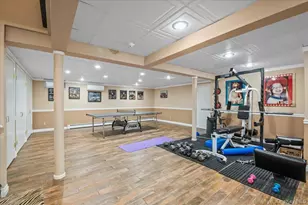 45 Coves Run, Syosset, NY 11791 - Photo 30
