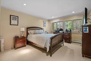 45 Coves Run, Syosset, NY 11791 - Photo 24