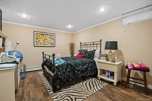 45 Coves Run, Syosset, NY 11791 - Photo 34