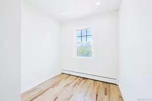 58-13 69th Pl, Maspeth, NY 11378 - Photo 24