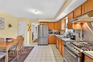 1044 Blue Mountain Rd, Saugerties, NY 12477 - Photo 10