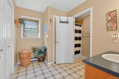 1044 Blue Mountain Road, Saugerties, NY 12477 - Photo 18