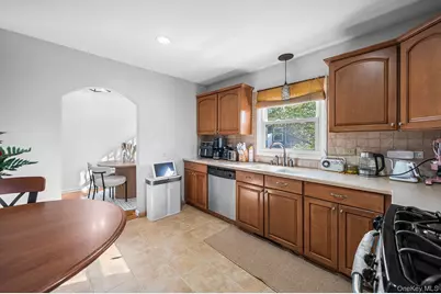 18 Sylvan Trail, Monroe, NY 10950 - Photo 10