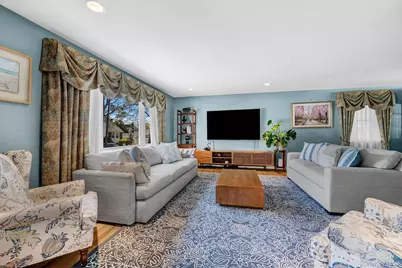 2137 3rd Avenue, Merrick, NY 11566 - Photo 2