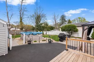 38 Bedell Pl, Amityville, NY 11701 - Photo 24