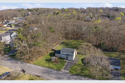 4 Howard Street, Selden, NY 11784 - Photo 26