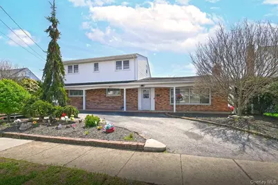 275 36th Street, Lindenhurst, NY 11757 - Photo 1