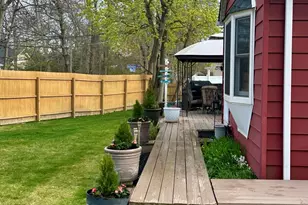 33 Hollins Ln, East Islip, NY 11730 - Photo 42