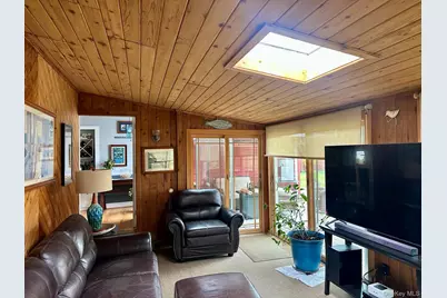 33 Hollins Lane, East Islip, NY 11730 - Photo 6