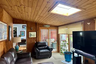 33 Hollins Ln, East Islip, NY 11730 - Photo 6