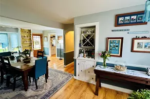 33 Hollins Ln, East Islip, NY 11730 - Photo 14