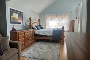 33 Hollins Ln, East Islip, NY 11730 - Photo 34