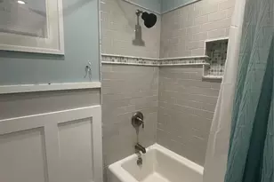 33 Hollins Ln, East Islip, NY 11730 - Photo 20