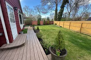 33 Hollins Ln, East Islip, NY 11730 - Photo 38
