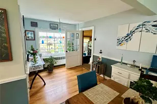 33 Hollins Ln, East Islip, NY 11730 - Photo 16