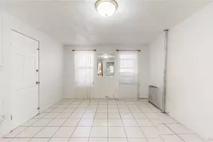 276 Woodbine St, Brooklyn, NY 11221 - Photo 6