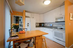 39 Narragansett Ave, Medford, NY 11763 - Photo 4