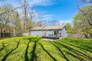 46 New York Ave, Sound Beach, NY 11789 - Photo 4