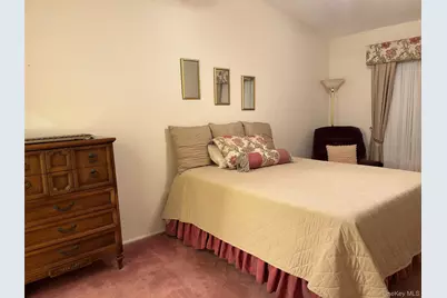 155 Glen Drive, Ridge, NY 11961 - Photo 10