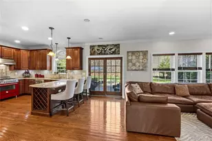 6 Ridge Ct, Center Moriches, NY 11934 - Photo 16