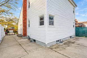 206 Hunnewell Ave, Elmont, NY 11003 - Photo 22