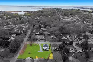 17 West Ln, East Moriches, NY 11940 - Photo 6