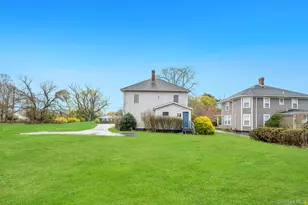 17 West Ln, East Moriches, NY 11940 - Photo 30
