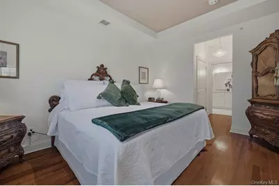 923 Roosevelt Way, Westbury, NY 11590 - Photo 14