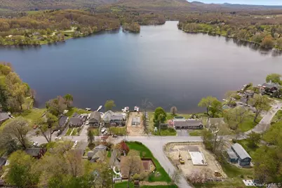 532 Shore Drive, New Windsor, NY 12553 - Photo 26