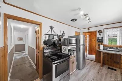 532 Shore Drive, New Windsor, NY 12553 - Photo 10