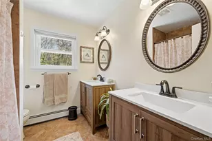 39 Fallen Leaf Rd, Holbrook, NY 11741 - Photo 16