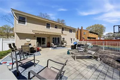 39 Fallen Leaf Road, Holbrook, NY 11741 - Photo 24