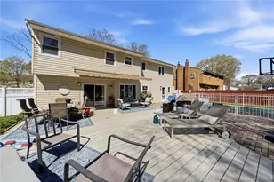 39 Fallen Leaf Rd, Holbrook, NY 11741 - Photo 24