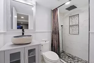 287 43rd St, Lindenhurst, NY 11757 - Photo 10