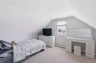 287 43rd St, Lindenhurst, NY 11757 - Photo 14
