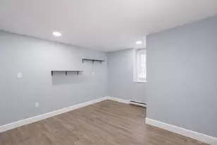 287 43rd St, Lindenhurst, NY 11757 - Photo 18