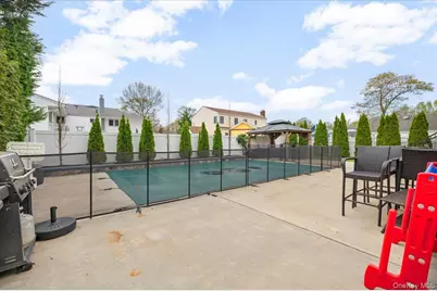 111 Charles Street #B, Massapequa, NY 11758 - Photo 44