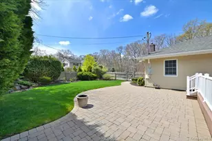 586 Seaford Ave, Massapequa, NY 11758 - Photo 38