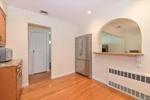 586 Seaford Ave, Massapequa, NY 11758 - Photo 16