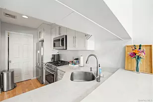 241-49 Oak Park Dr, Little Neck, NY 11362 - Photo 12