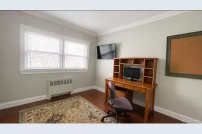 322 Grover Avenue N, Massapequa Park, NY 11762 - Photo 24