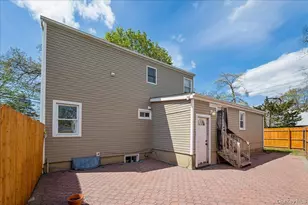 20 Cambridge Ave, Melville, NY 11747 - Photo 28