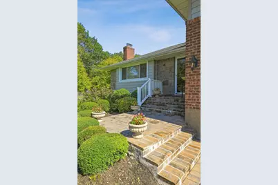 41 Eaton Road, Syosset, NY 11791 - Photo 26