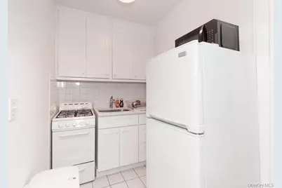 365 Broadway, Dobbs Ferry, NY 10522 - Photo 20