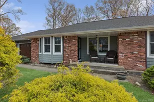 61 Griffin Dr, Mount Sinai, NY 11766 - Photo 2