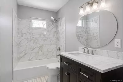 61 Griffin Drive, Mount Sinai, NY 11766 - Photo 10